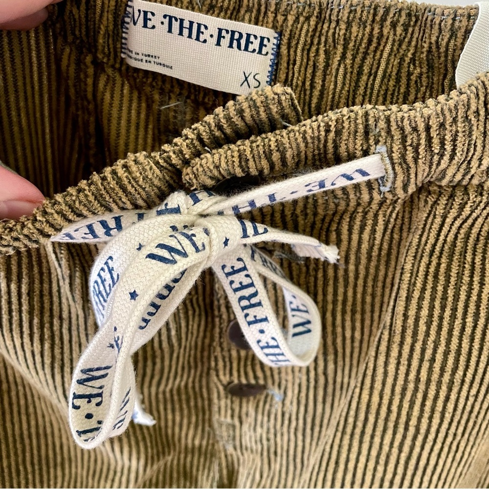 NWT Free People We The Free Roscoe Corduroy Pull On Straight Pants in Bermuda - Picture 6 of 8